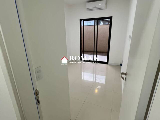 #5417 - Apartamento para Venda em Cabo Frio - RJ
