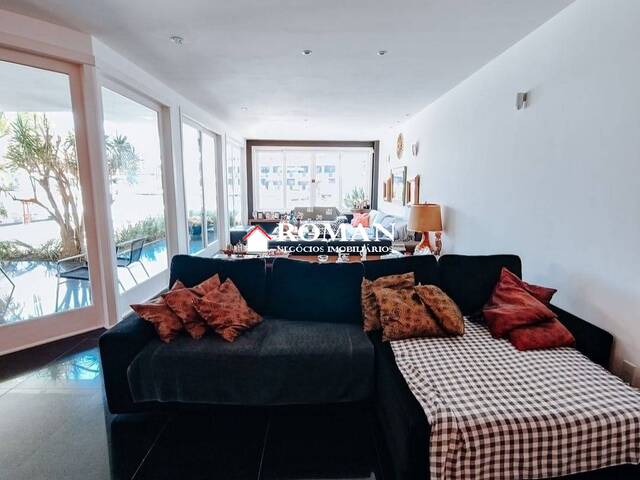 #5557 - Casa para Venda em Cabo Frio - RJ