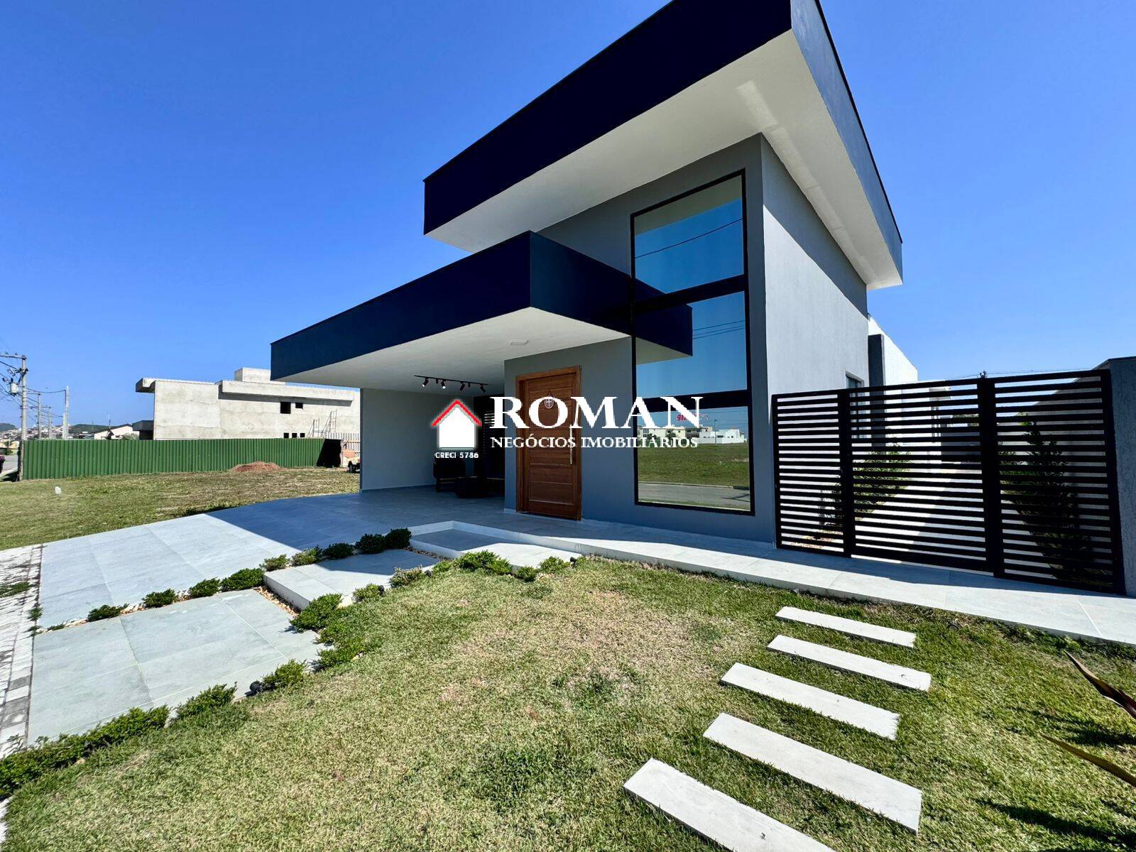 Casa Linear com piscina Alphaville Cabo frio