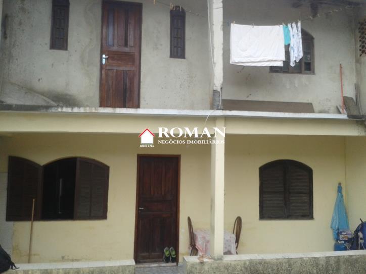 2 CASAS COM AMPLO QUINTAL!!!