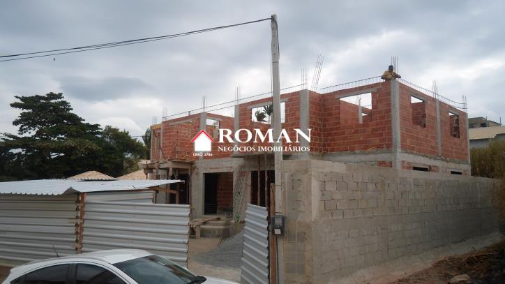 Para investidor - Edifício com 4 apartamentos em estágio de obra