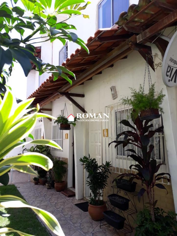 Casa em condomínio com segurança e tranquilidade !!!